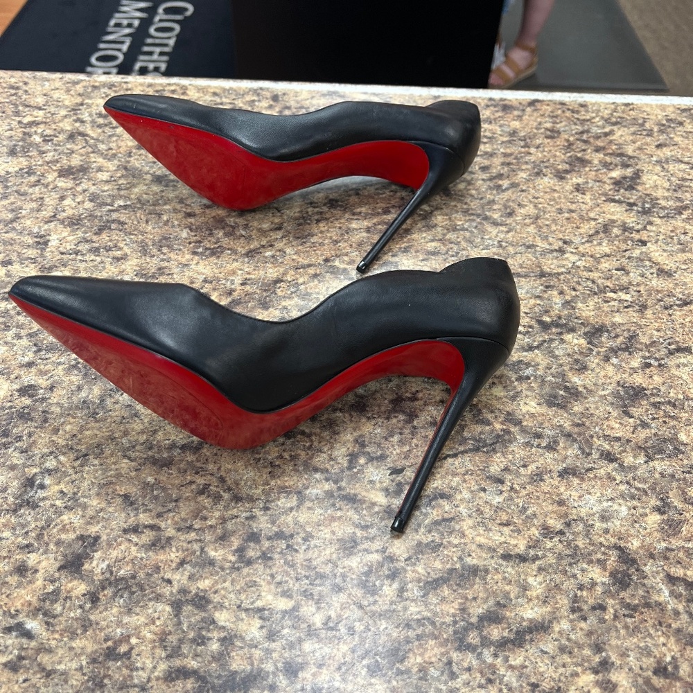 Christian Louboutin Hot Chick